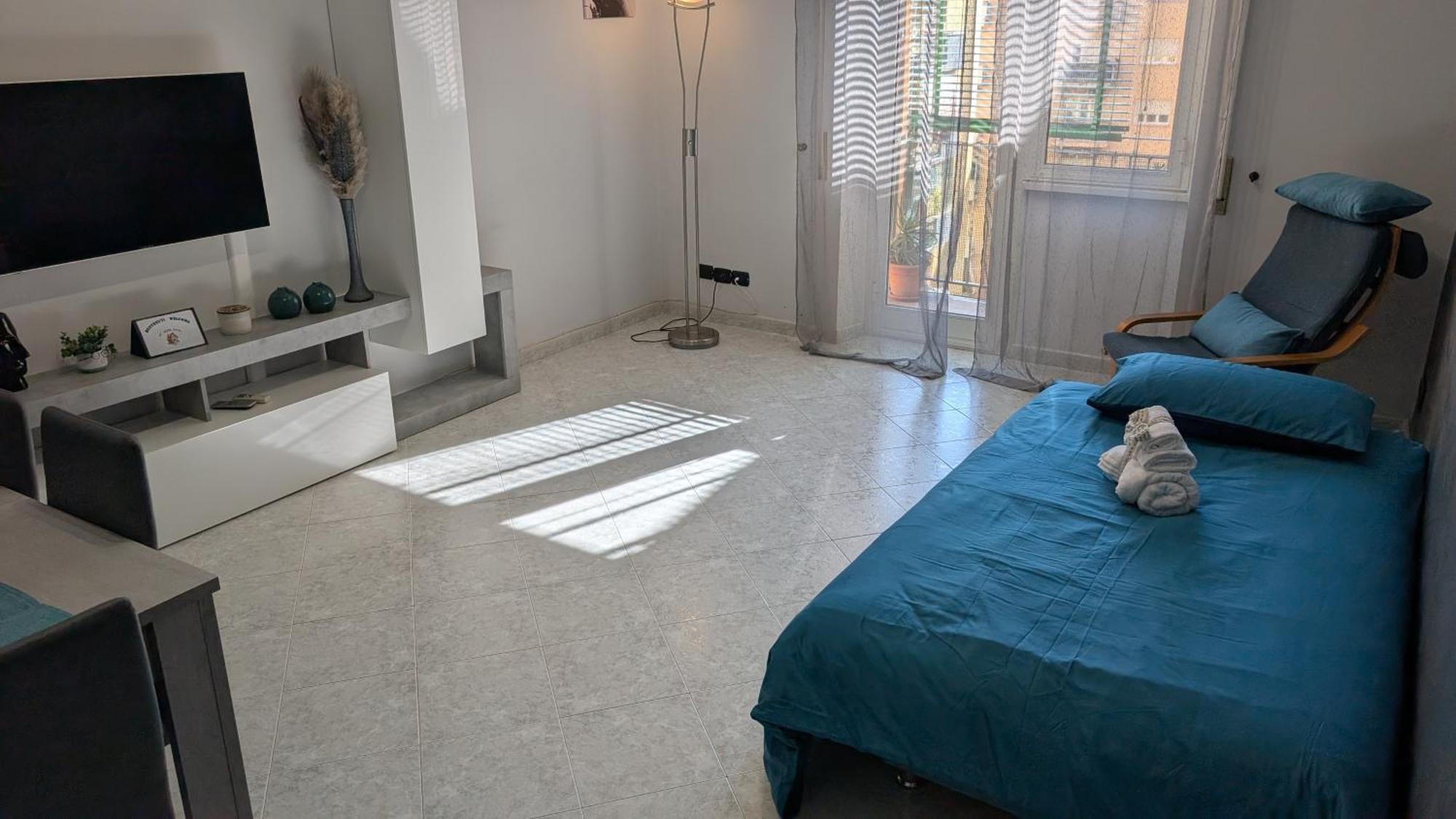Appartamento At Eria's House - 100 M Metro A Subaugusta Roma