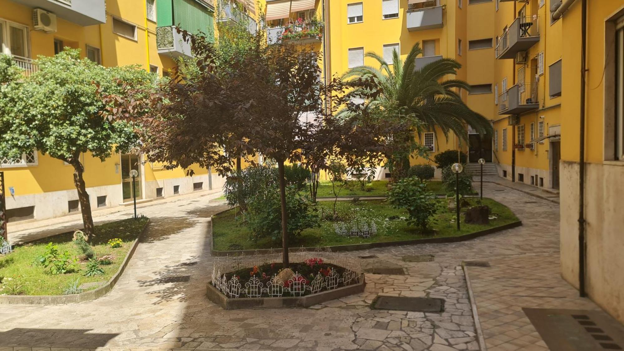 Apartment At Eria's House - 100 M Metro A Subaugusta Rom